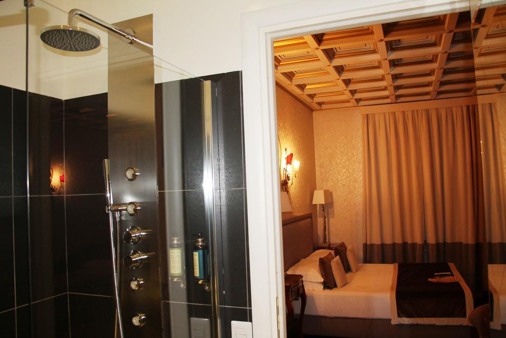 Pensionat Di Rienzo Pantheon Palace 3*